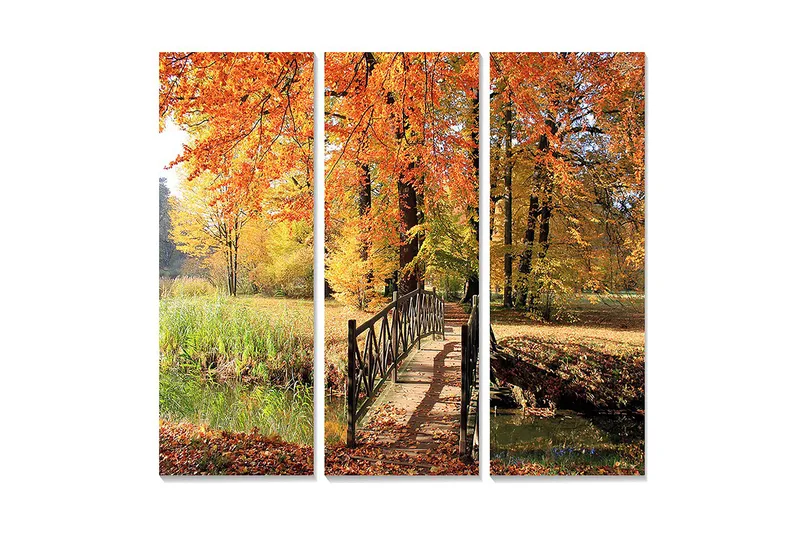 Trælærredstryk 3-delt 50x70 cm - Smukt efterårslandskab med farverige træer og en bro over en stille vandoverflade, Orange / Gul / Grøn