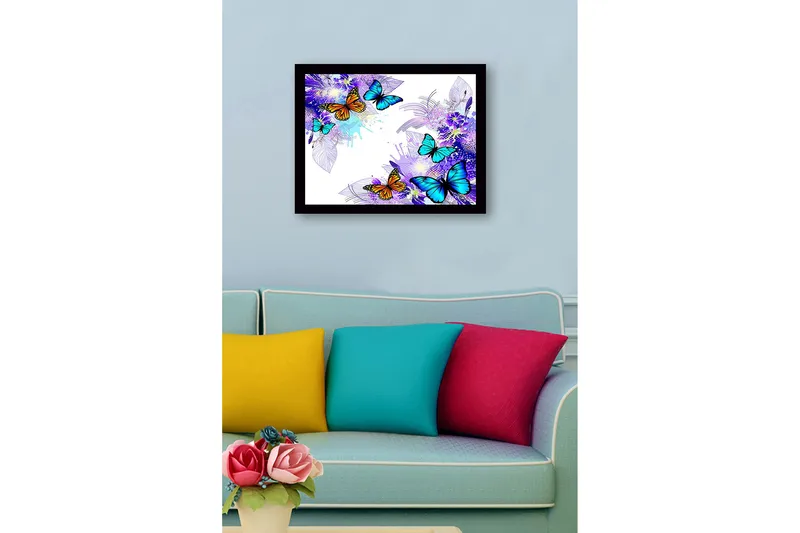 Indrammet lærred i træ - 41x56 cm - Farverige sommerfugle i en livlig komposition - Blå / Orange / Lilla - Boligtilbehør - Billeder & kunst