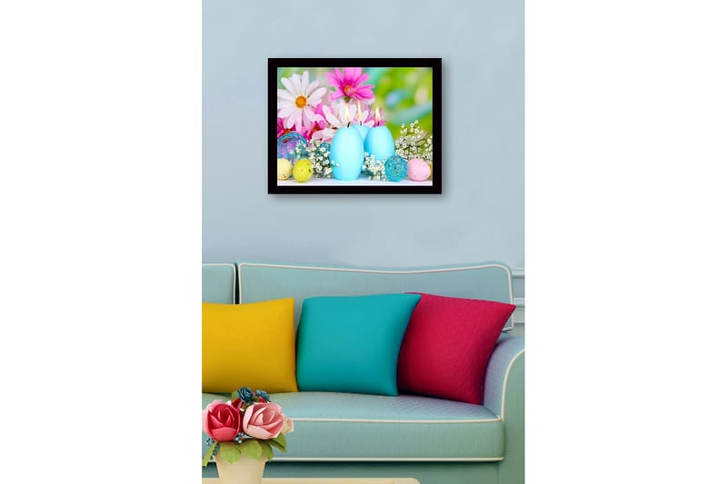 Indrammet lærred i træ - 41x56 cm - Forårsro med lyseblå lys og farverige påskeæg - Lyseblå / Pink / Gul - Boligtilbehør - Billeder & kunst