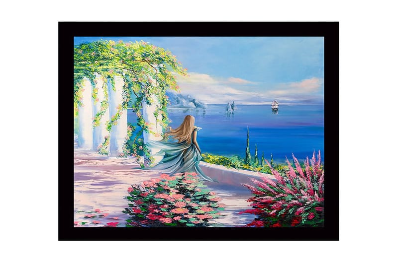 Indrammet lærred i træ - 41x56 cm - Kvinde i blå kjole kigger ud over havet med blomster i forgrunden - Blå / Grøn / Lyserød - Boligtilbehør - Billeder & kunst