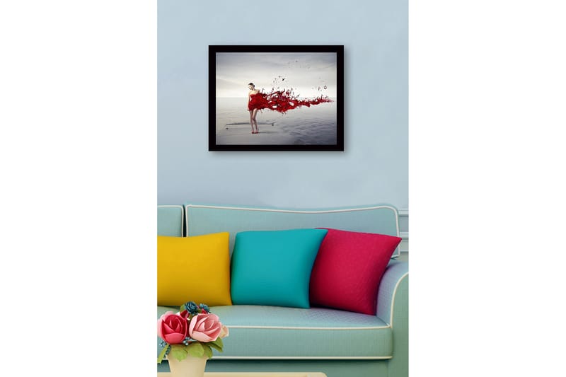 Indrammet lærred i træ - 41x56 cm - Kvinde i rød kjole med flydende røde malingpartikler - Rød / Grå - Boligtilbehør - Billeder & kunst