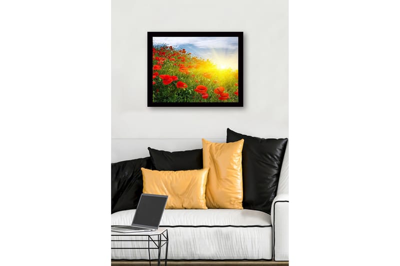 Indrammet lærred i træ - 41x56 cm - Mark af røde valmuer i solopgangens lys - Rød / Grøn / Gul - Boligtilbehør - Billeder & kunst