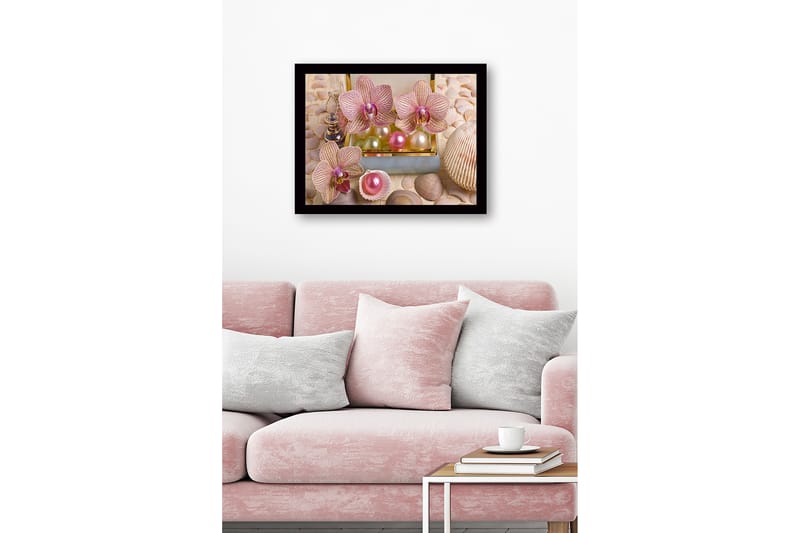Indrammet lærred i træ - 41x56 cm - Smukke orkideer omgivet af perler og skaller - Lys pink / Grøn / Perlehvid - Boligtilbehør - Billeder & kunst