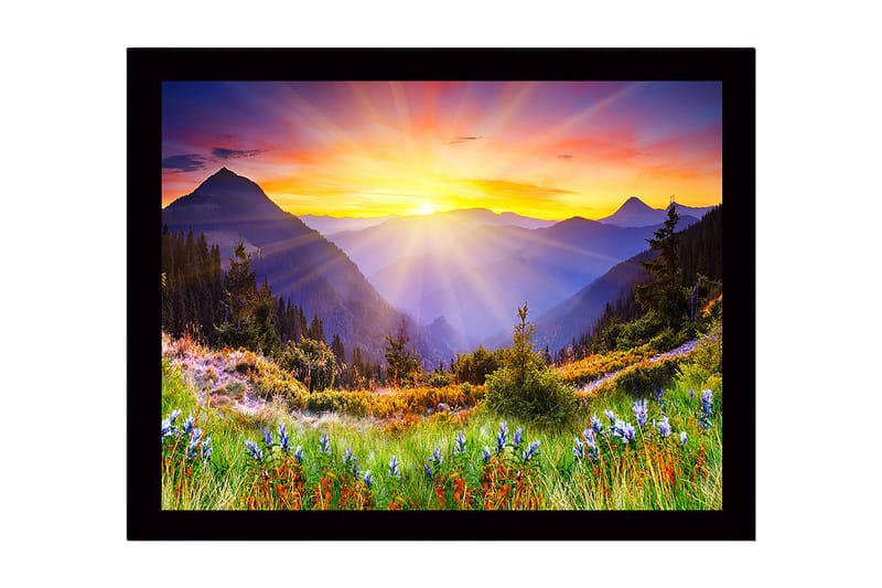Indrammet lærred i træ - 41x56 cm - Storslået solopgang over bjerge og dale, Guld / Lilla / Grøn