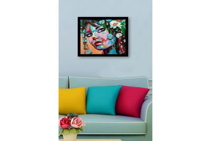 Indrammet lærred i træ - 41x56 cm - Portræt af en kvinde med blomsterdekorationer i håret - Blå / Grøn / Rød - Boligtilbehør - Billeder & kunst