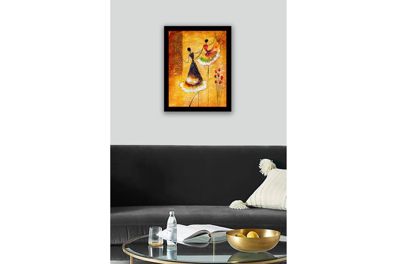 Indrammet lærredstryk i træ - 41x56 cm - Dansende kvinder i farverige kjoler - Gul / Sort / Rød - Boligtilbehør - Billeder & kunst