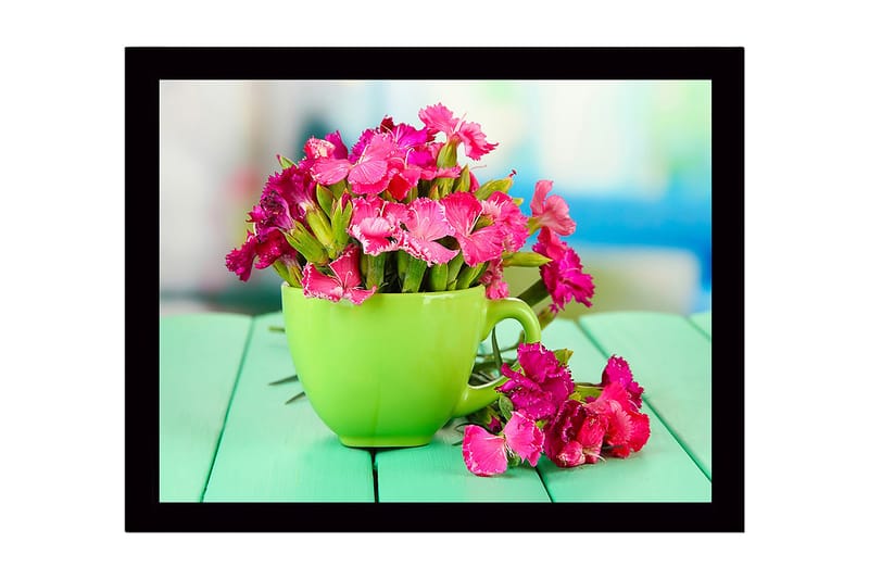 Indrammet lærredstryk i træ - 41x56 cm - Farverig blomsterbuket i en grøn kop, Grøn / Lyserød