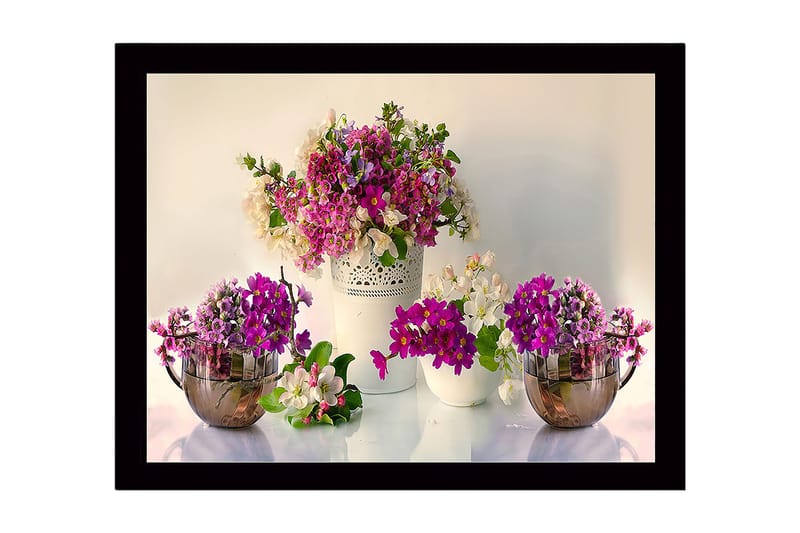 Indrammet lærredstryk i træ - 41x56 cm - Farverig blomsterbuket i forskellige nuancer af lilla og hvid, Lilla / Hvid