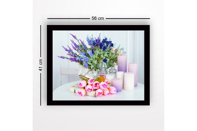 Indrammet lærredstryk i træ - 41x56 cm - Farverig blomsterbuket med klare lys og dekorationer - Lilla / Lyserød / Grøn - Boligtilbehør - Billeder & kunst
