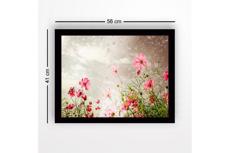 Indrammet lærredstryk i træ - 41x56 cm - Farverig blomstereng med lyserøde blomster - Lyserød / Grøn - Boligtilbehør - Billeder & kunst