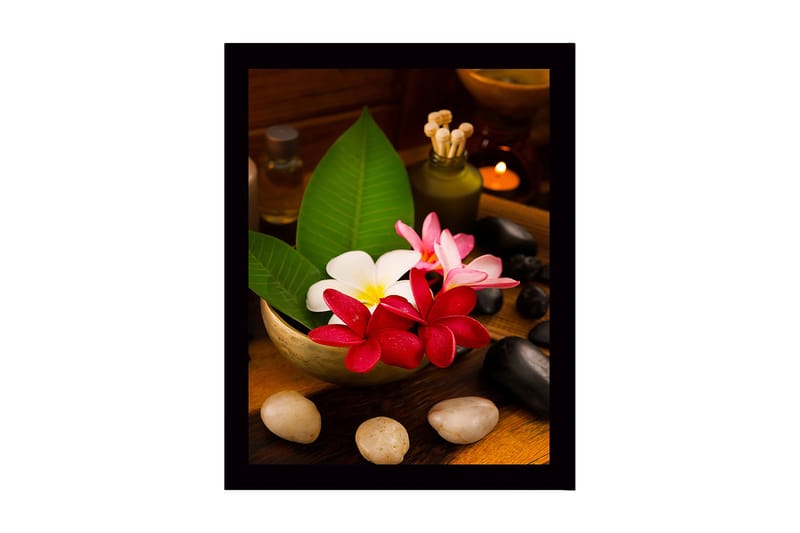 Indrammet lærredstryk i træ - 41x56 cm - Farverig buket blomster i en skål, Rød / Hvid / Grøn