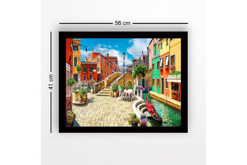 Indrammet lærredstryk i træ - 41x56 cm - Farverig kanal med maleriske huse og blomsterarrangementer - Rød / Grøn / Blå - Boligtilbehør - Billeder & kunst