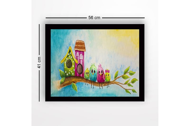 Indrammet lærredstryk i træ - 41x56 cm - Farverige fugle på en gren med fuglehuse i baggrunden - Grøn / Lyserød / Blå - Boligtilbehør - Billeder & kunst