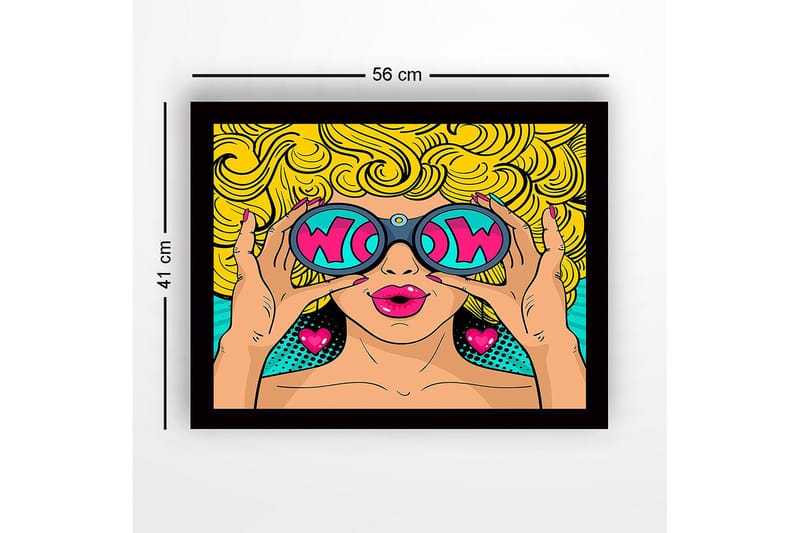 Indrammet lærredstryk i træ - 41x56 cm - Glamourøs kvinde med store solbriller og krøllet blond hår - Gul / Pink / Turkis - Boligtilbehør - Billeder & kunst