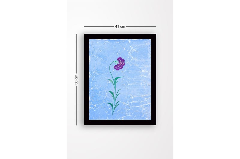 Indrammet lærredstryk i træ - 41x56 cm - Lilla blomst med grønne blade på en lyseblå baggrund - Lilla / Grøn / Lyseblå - Boligtilbehør - Billeder & kunst