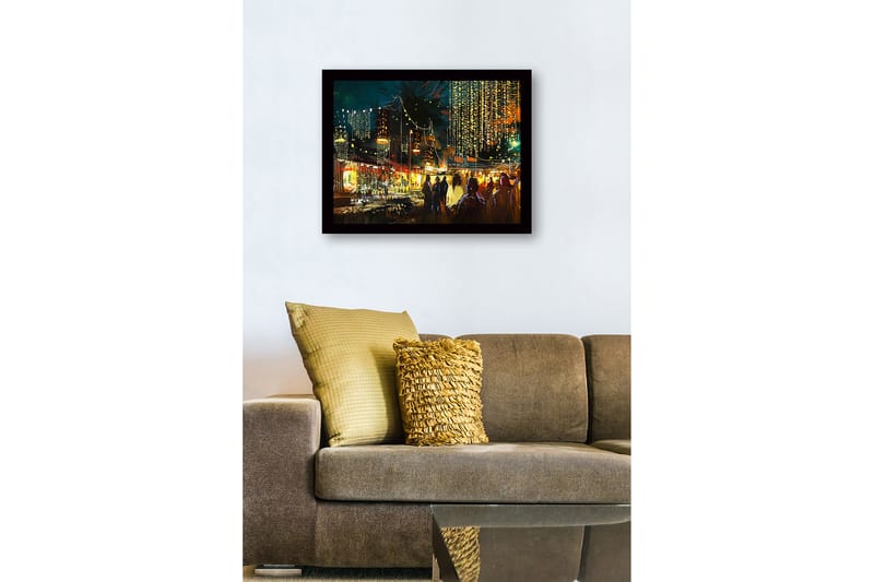 Indrammet lærredstryk i træ - 41x56 cm - Livligt natmarked med lyskæder og mennesker i bevægelse - Mørkeblå / Guld / Orange - Boligtilbehør - Billeder & kunst