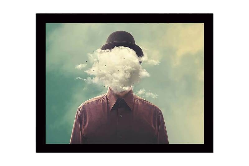 Indrammet lærredstryk i træ - 41x56 cm - Mand med et overskyet hoved svævende over en drømmeagtig baggrund, Grøn / Brun / Hvid
