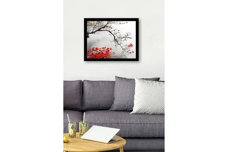 Indrammet lærredstryk i træ - 41x56 cm - Smuk gren med røde efterårsblade mod en tåget baggrund - Rød / Grå / Brun - Boligtilbehør - Billeder & kunst