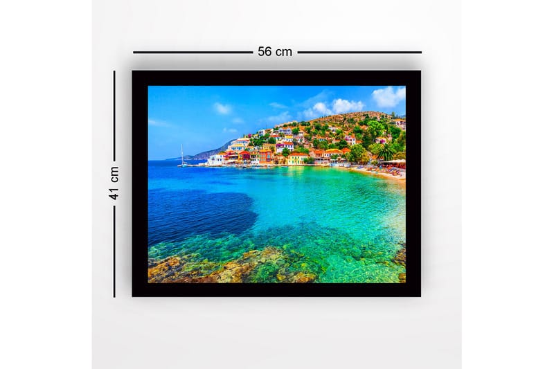 Indrammet lærredstryk i træ - 41x56 cm - Smuk kystlinje med farverige huse ved havet - Turkis / Blå / Grøn - Boligtilbehør - Billeder & kunst