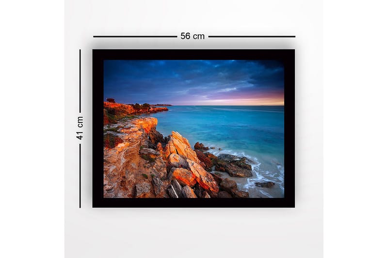 Indrammet lærredstryk i træ - 41x56 cm - Smuk kystlinje med klipper og hav i tusmørkelys - Turkis / Orange / Grå - Boligtilbehør - Billeder & kunst