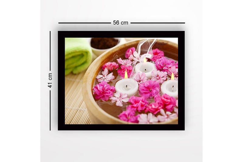 Indrammet lærredstryk i træ - 41x56 cm - Smuk skål med flydende blomster og lys - Lyserød / Hvid / Brun - Boligtilbehør - Billeder & kunst