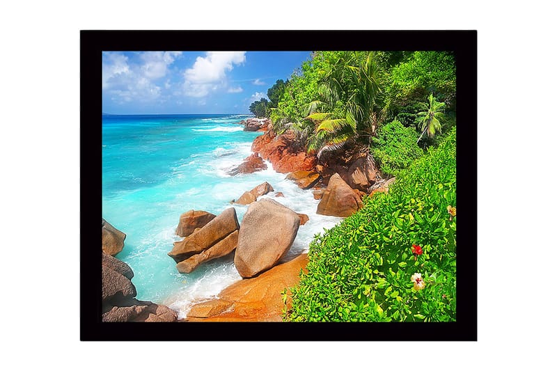 Indrammet lærredstryk i træ - 41x56 cm - Smuk strand med klipper og turkisblåt vand, Turkis / Grøn / Beige