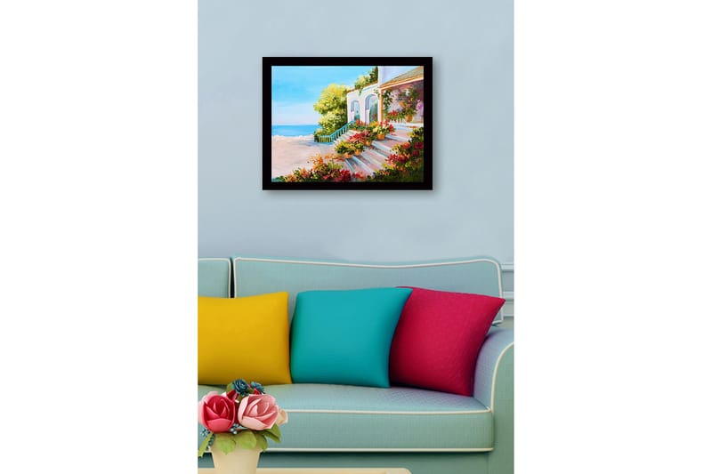 Indrammet lærredstryk i træ - 41x56 cm - Smuk trappe med blomsterpotter i et solrigt kystmiljø - Grøn / Lyserød / Blå - Boligtilbehør - Billeder & kunst