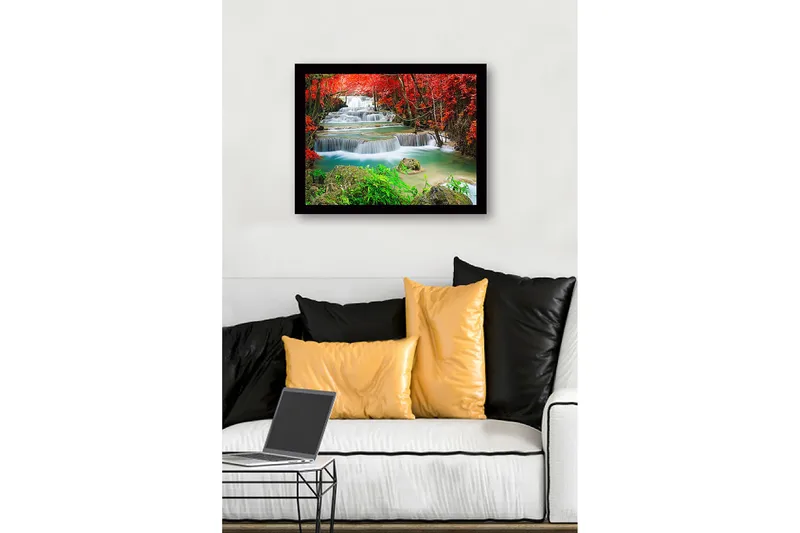 Indrammet lærredstryk i træ - 41x56 cm - Smukke vandfald omgivet af rødbladet vegetation - Rød / Grøn / Turkis - Boligtilbehør - Billeder & kunst
