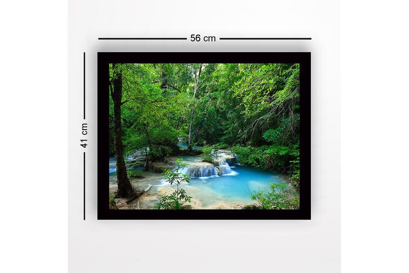 Indrammet lærredstryk i træ - 41x56 cm - Smukt vandfald i et frodigt skovmiljø - Grøn / Blå / Beige - Boligtilbehør - Billeder & kunst