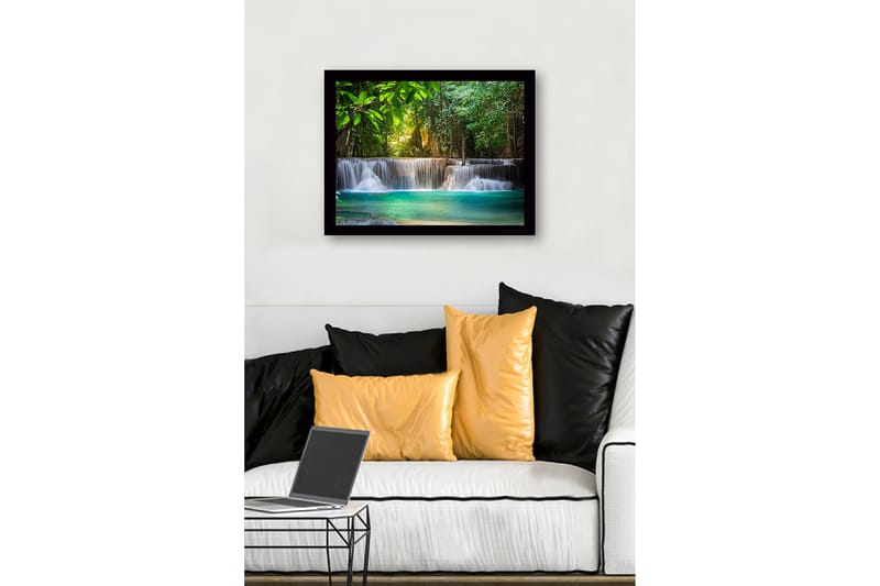 Indrammet lærredstryk i træ - 41x56 cm - Smukt vandfald i et frodigt skovmiljø - Grøn / Turkis / Brun - Boligtilbehør - Billeder & kunst
