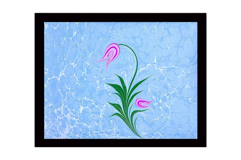 Indrammet lærredstryk i træ - 41x56 cm - Stiliseret blomst med lyserøde knopper og grønne blade på en lyseblå baggrund, Lyseblå / Pink / Grøn