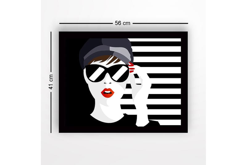 Indrammet lærredstryk i træ - 41x56 cm - Stiliseret kvinde med solbriller og rød læbestift - Sort / Hvid / Rød - Boligtilbehør - Billeder & kunst