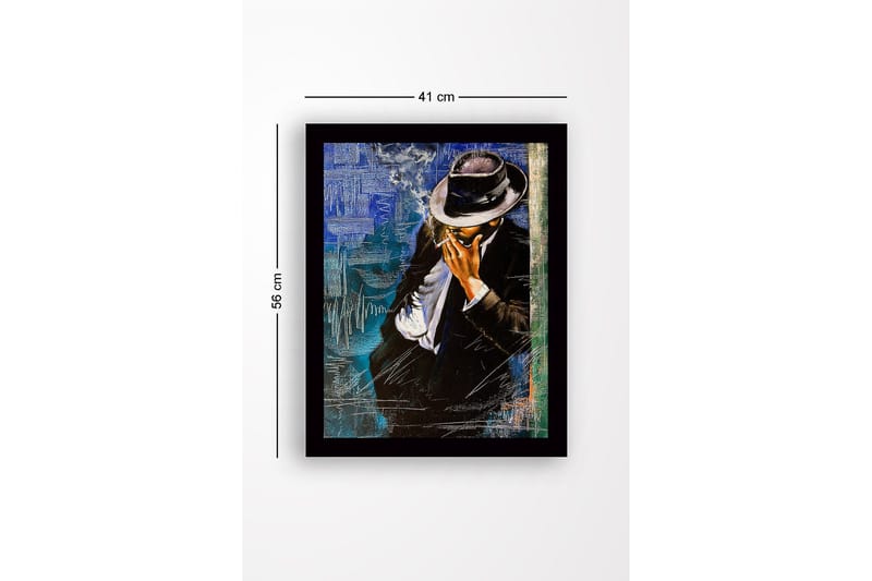 Indrammet lærredstryk i træ - 41x56 cm - Stiliseret mand i jakkesæt med hat, der ryger en cigaret - Sort / Blå / Hvid - Boligtilbehør - Billeder & kunst