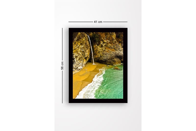 Indrammet lærredstryk i træ - 41x56 cm - Vandfald der løber ud i en strandbugt omgivet af klipper - Guld / Turkis / Grå - Boligtilbehør - Billeder & kunst