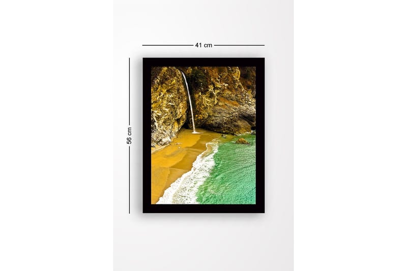 Indrammet lærredstryk i træ - 41x56 cm - Vandfald der løber ud i en strandbugt omgivet af klipper - Guld / Turkis / Grå - Boligtilbehør - Billeder & kunst