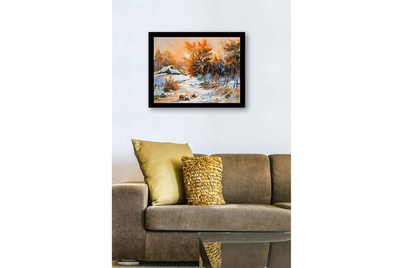 Indrammet lærredstryk i træ - 41x56 cm - Vinterlandskab med snedækkede træer og en hytte i baggrunden - Orange / Hvid / Blå - Boligtilbehør - Billeder & kunst