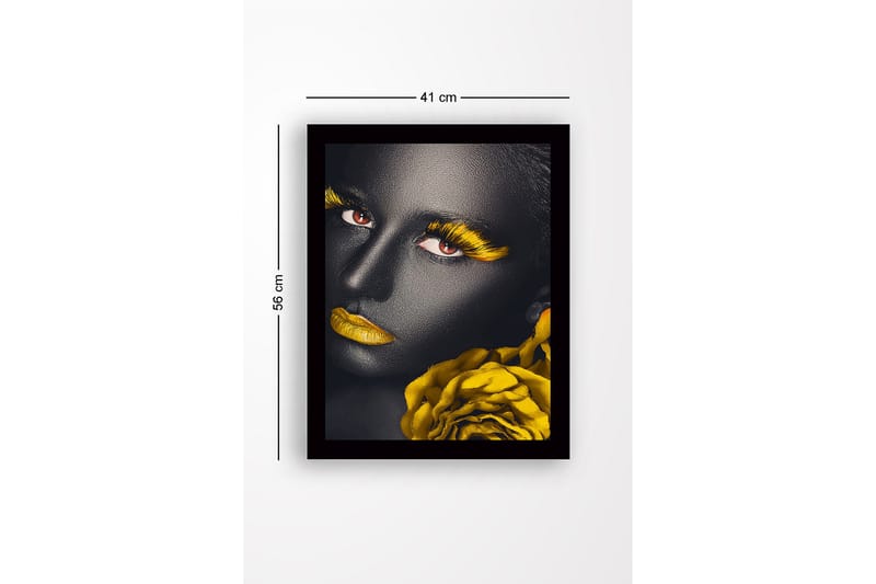 Indrammet lærredstryk i træ - 41x56 cm - Portræt af en kvinde med sort hud og gule detaljer - Sort / Gul / Rød - Boligtilbehør - Billeder & kunst