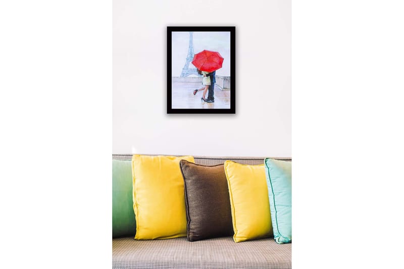 Indrammet trælærredstryk - 41x56 cm - Romantisk kys under en rød paraply i Paris - Rød / Beige / Blå - Boligtilbehør - Billeder & kunst