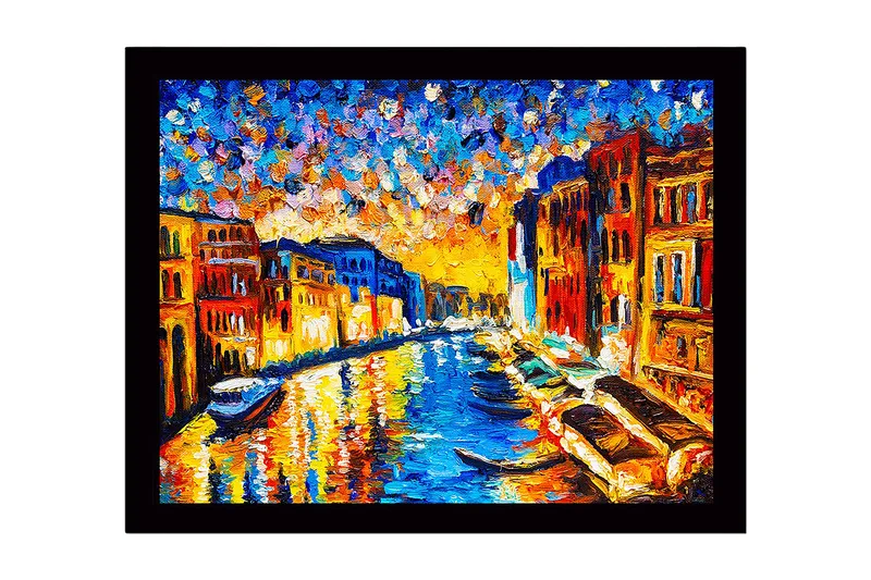 Indrammet trælærredstryk - 41x56 cm - Smuk venetiansk kanal ved solnedgang med farverige bygninger, Blå / Orange / Gul
