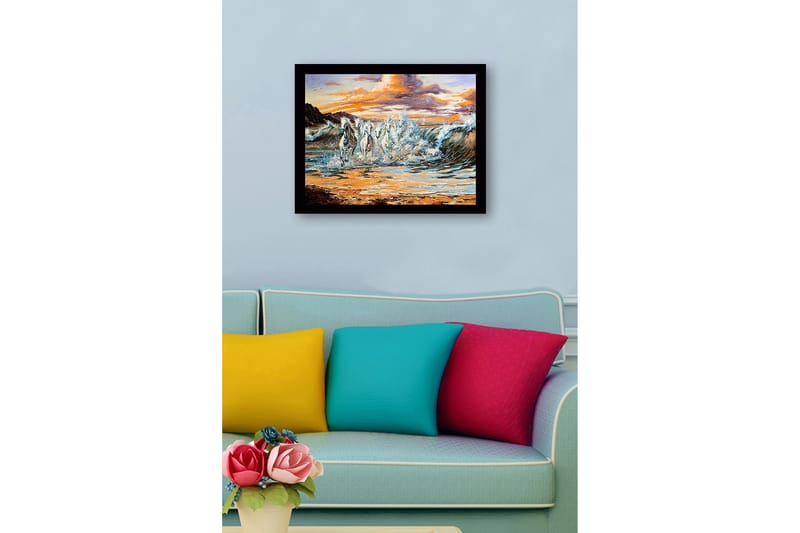 Indrammet trælærredstryk - 41x56 cm - Sprudlende heste galoperer gennem bølgerne ved solnedgang - Hvid / Blå / Orange - Boligtilbehør - Billeder & kunst