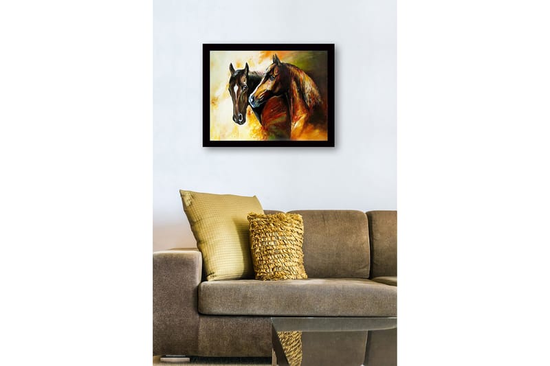 Indrammet trælærredstryk - 41x56 cm - To majestætiske heste står tæt på hinanden - Brun / Sort / Orange - Boligtilbehør - Billeder & kunst