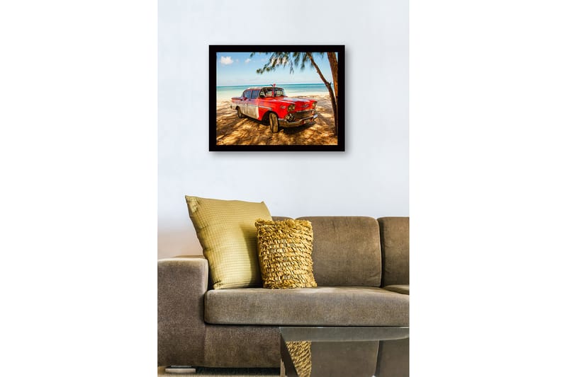 Indrammet trælærredstryk - 41x56 cm - Vintagebil på stranden med tropisk baggrund - Rød / Grå / Sort - Boligtilbehør - Billeder & kunst