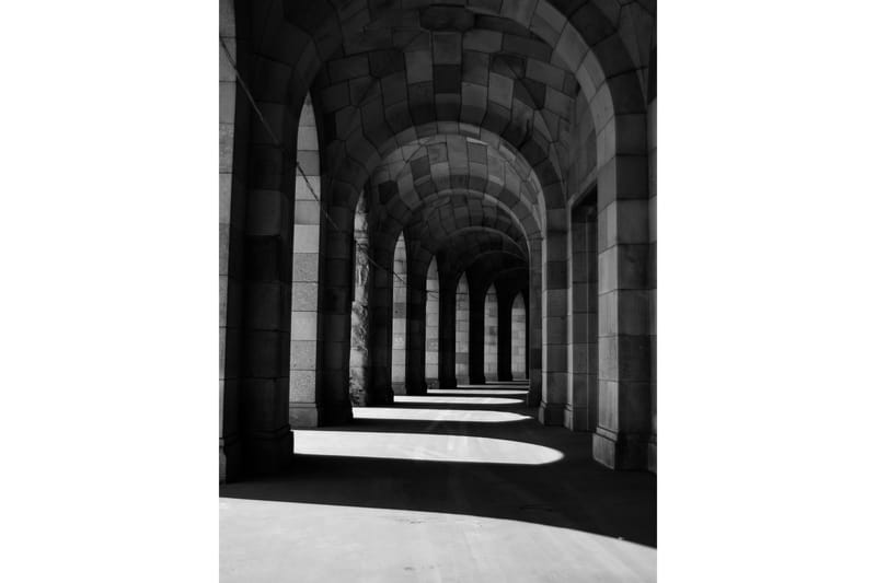 Poster Walkway 30x40 cm - Beige - Boligtilbehør - Billeder & kunst - Posters & plakater