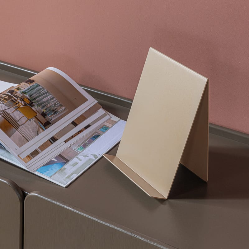 Bogstøtte stående Brook 19 cm - Sand - Boligtilbehør - Dekoration - Pynteting - Bogstøtte