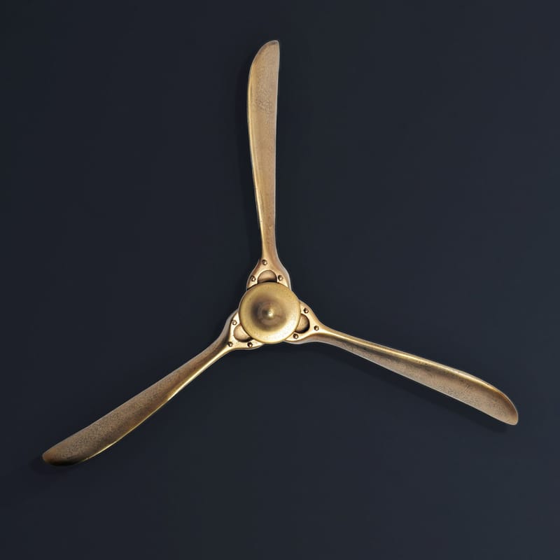 Ilvik vægdekoration Propeller 85x85 cm i metal - guld - Boligtilbehør - Dekoration - Pynteting - Skulptur