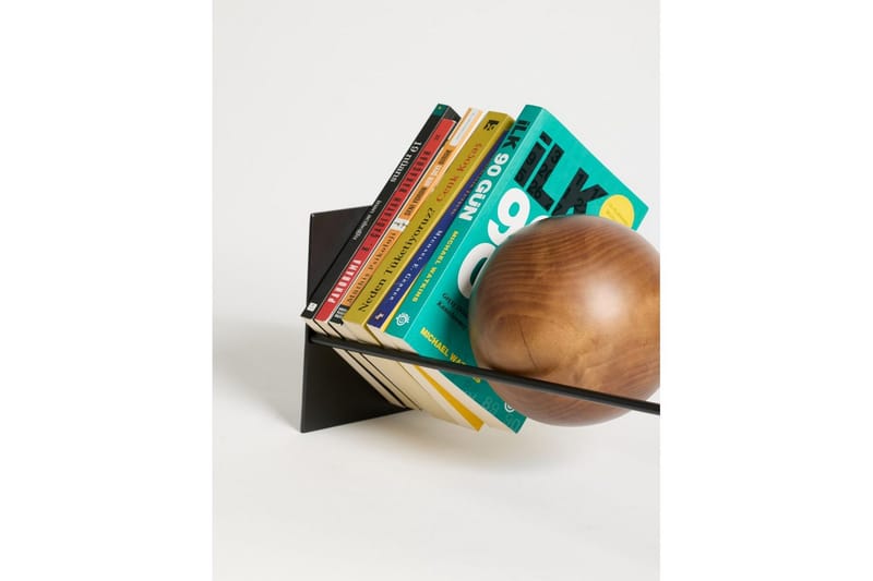 Orvic Bokstöd 49x18 cm - Sort - Boligtilbehør - Dekoration - Pynteting - Bogstøtte