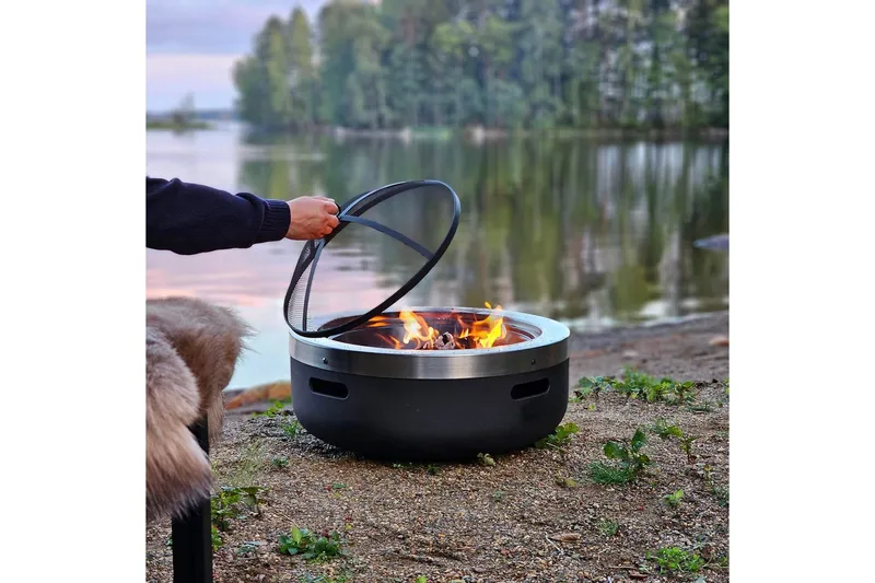Ildsted Mustang Burbank - Sort||Sølv - Boligtilbehør - Pejse - Udendørspejs & ildsted