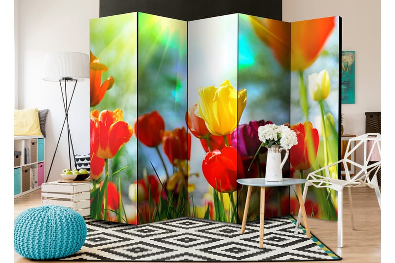 Rumdeler Spring Tulips II 225x172 cm, Artgeist sp. z o. o.