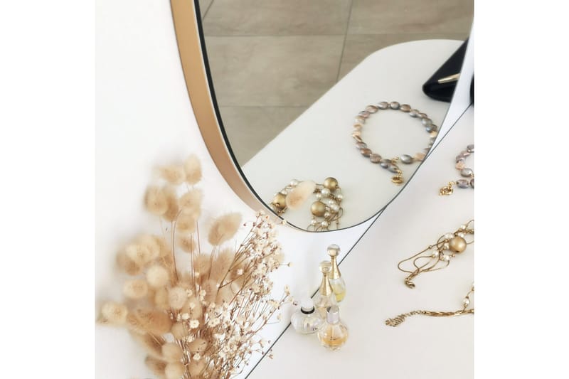 Karamea Spejl 58 cm Asymmetrisk - Guld - Boligtilbehør - Spejle - Vægspejl