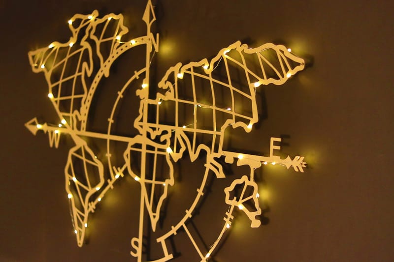 Decorative Metal Wall Accessory 65x95 - Boligtilbehør - Vægdekoration - Skilt - Emaljeskilte